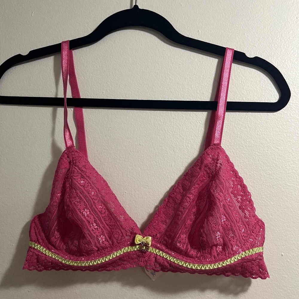 (PRE-OWNED) LACE BRA W/NEON POPS